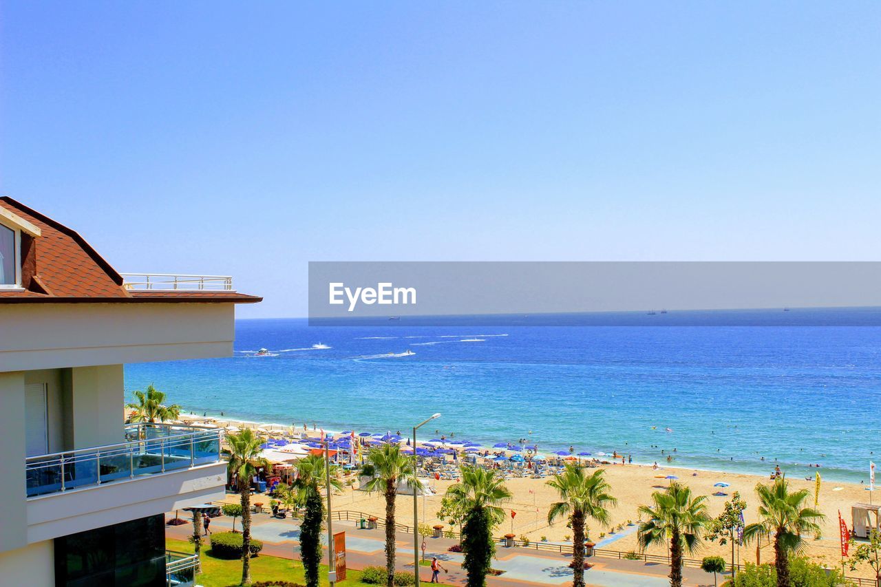 VIEW OF SWIMMING POOL IN SEA