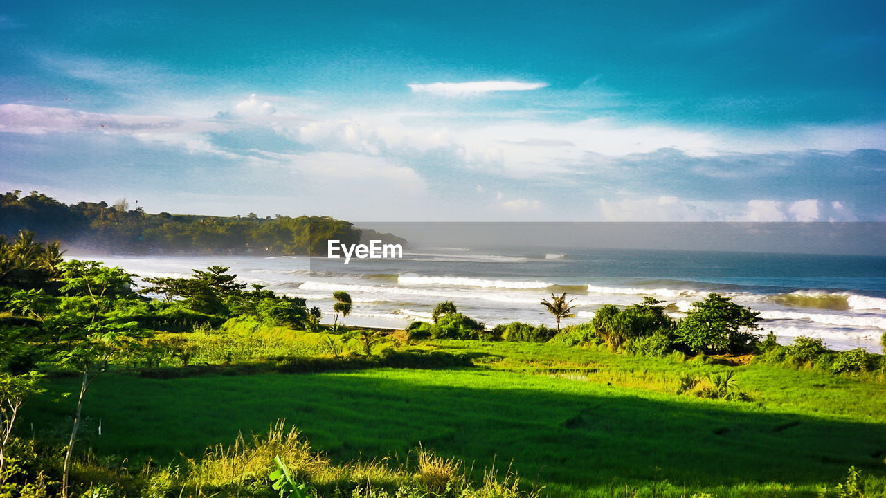 Scenic view of sea against sky