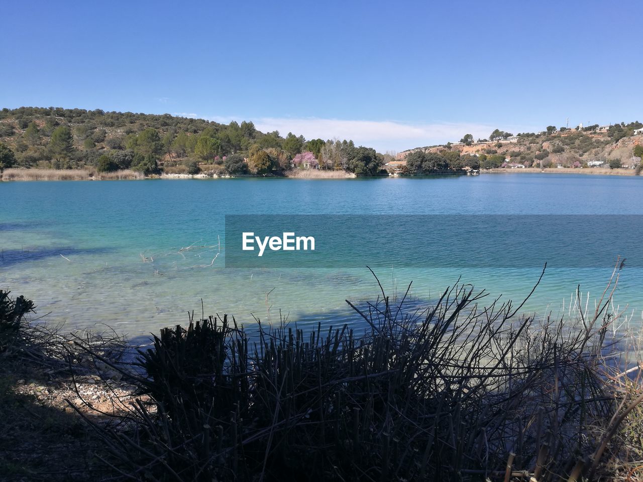 SCENIC VIEW OF SEA AGAINST BLUE SKY