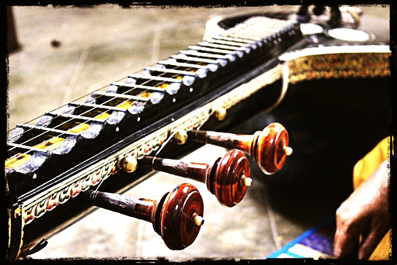 CLOSE-UP OF PIANO KEYS