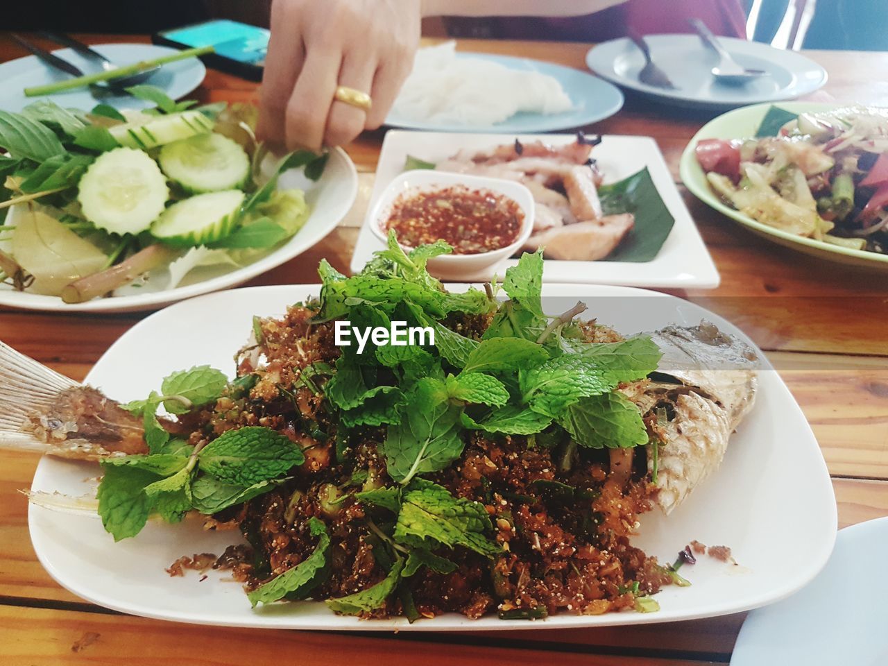 CLOSE-UP OF FOOD ON TABLE