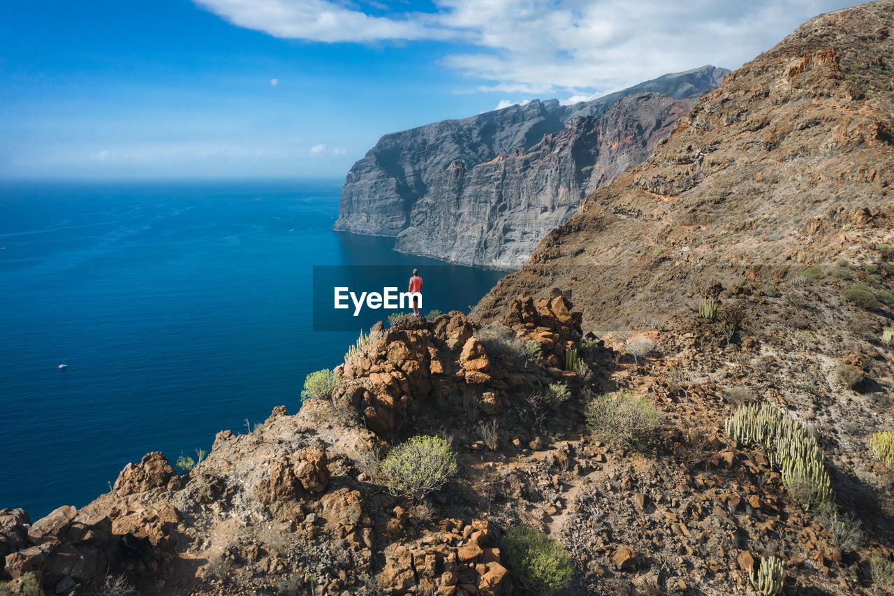 Los gigantes cliffs - acantilados de los gigantes in tenerife, canary islands, spain