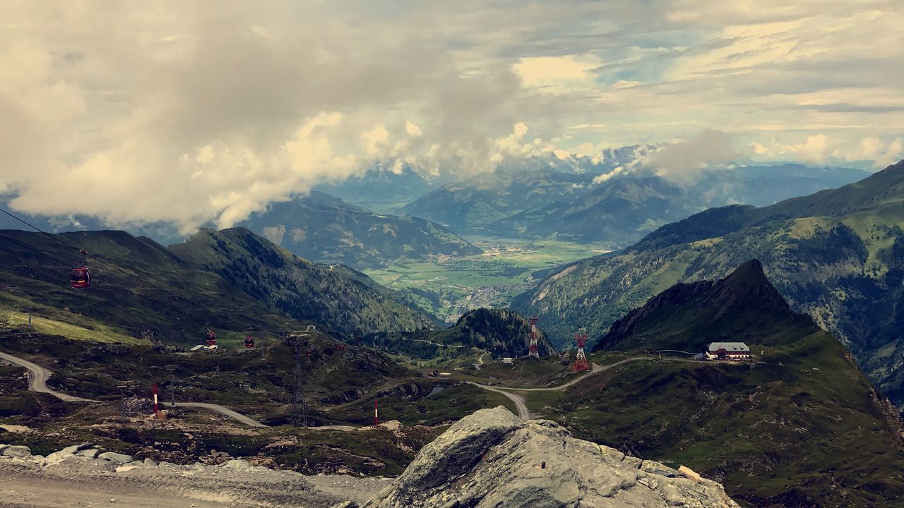 PANORAMIC VIEW OF LANDSCAPE AGAINST SKY