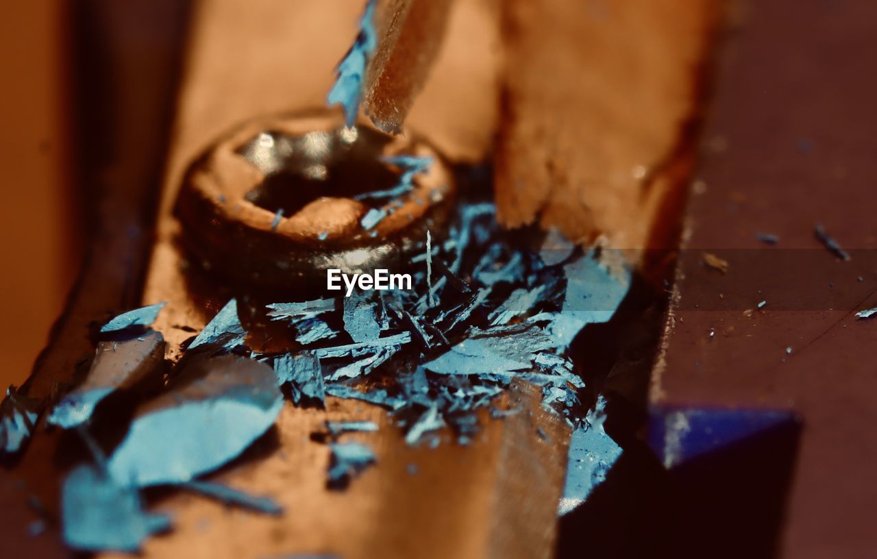 HIGH ANGLE VIEW OF CHOCOLATE ON TABLE