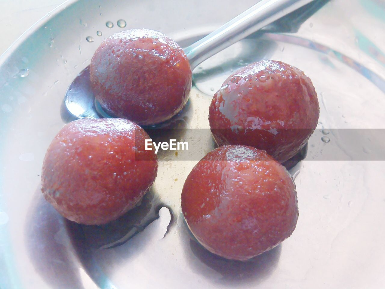 CLOSE-UP OF SERVED FOOD