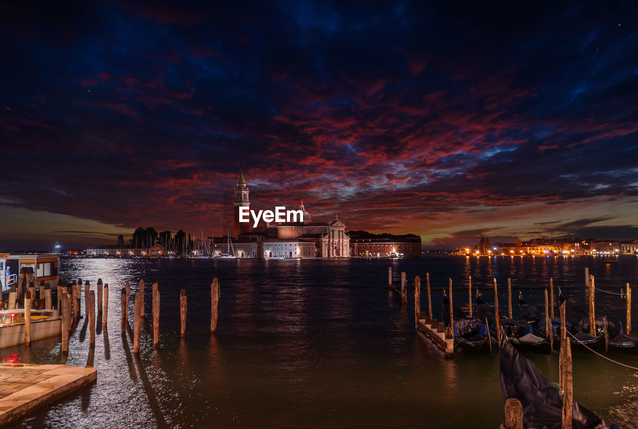 Amazing view of grand canal after sunset with san giorgio maggiore church. san marco, venice, italy,