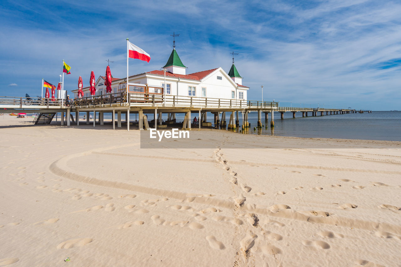 LIFEGUARD HUT ON BEACH