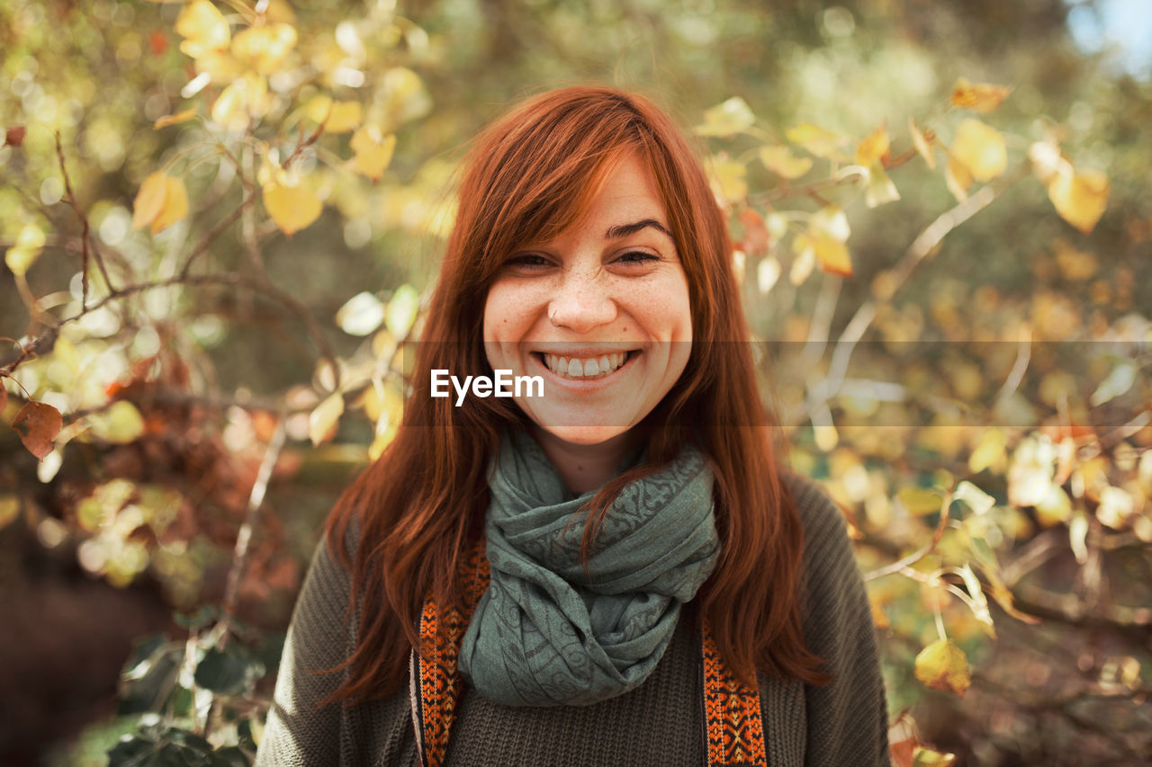 Portrait of smiling young woman 