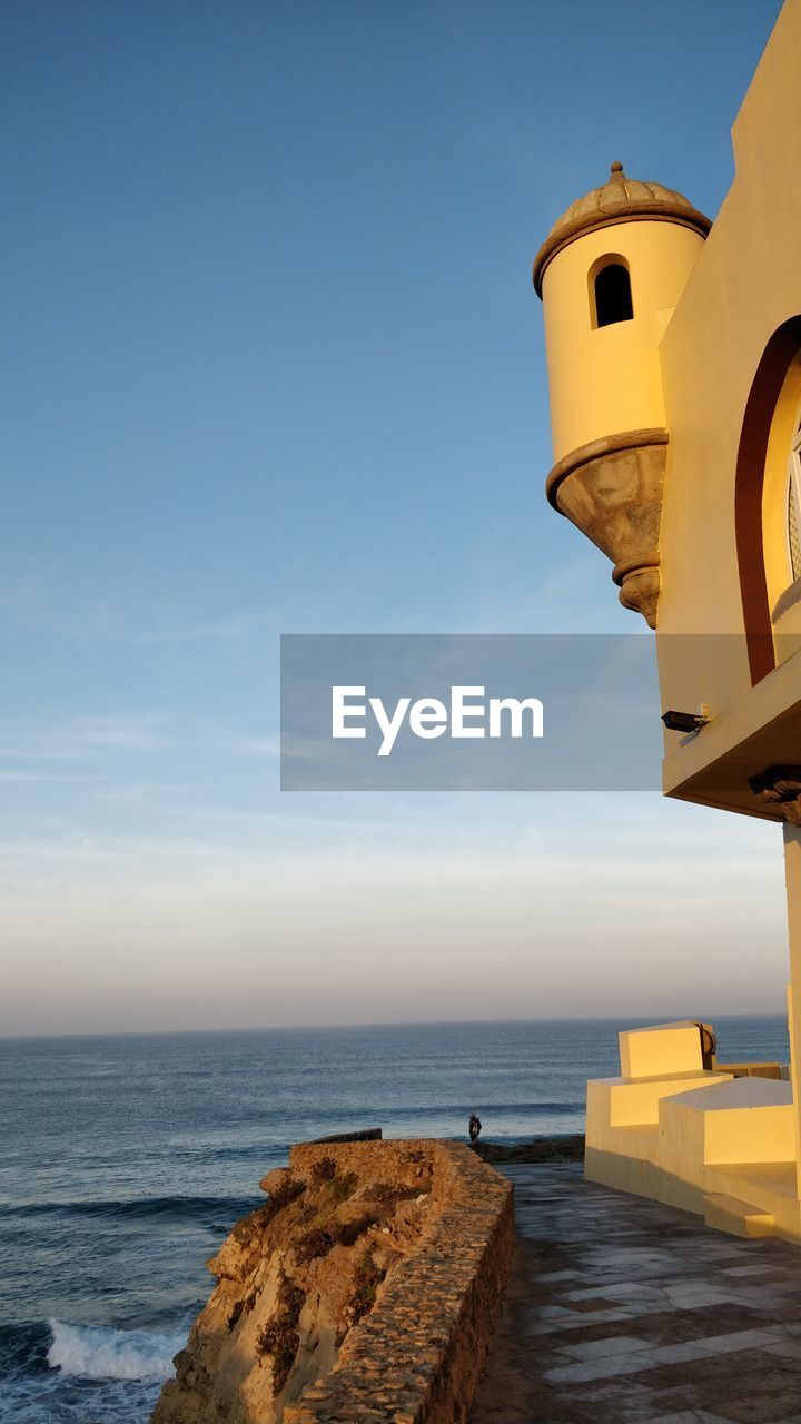 SCENIC VIEW OF SEA AGAINST BLUE SKY