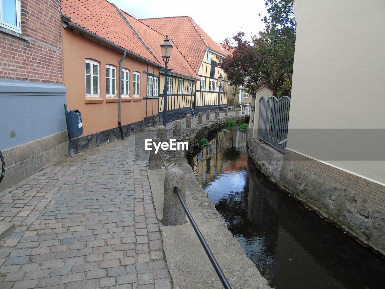 FOOTPATH BY CANAL AGAINST BUILDINGS