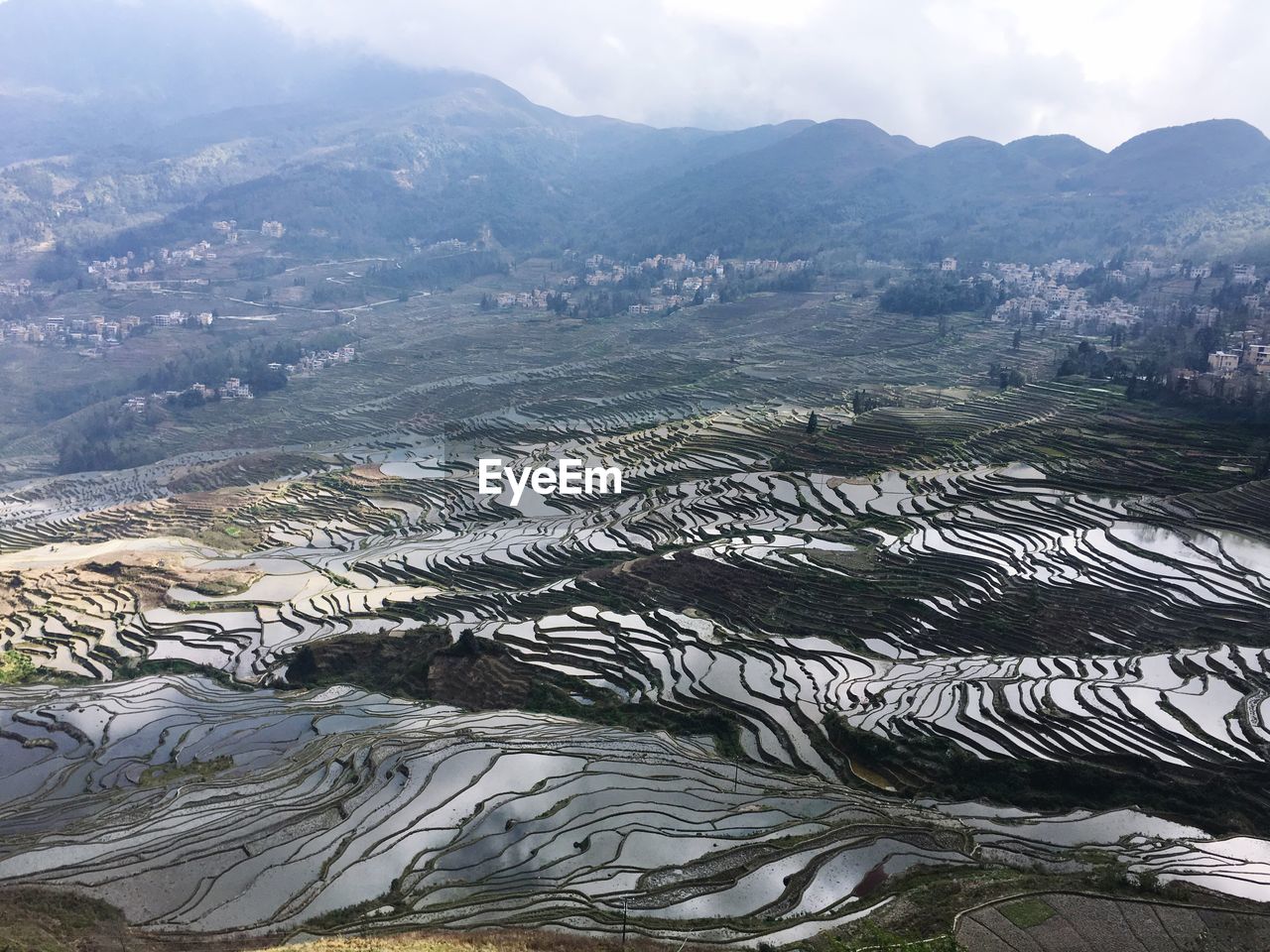 AERIAL VIEW OF RIVER AND MOUNTAINS