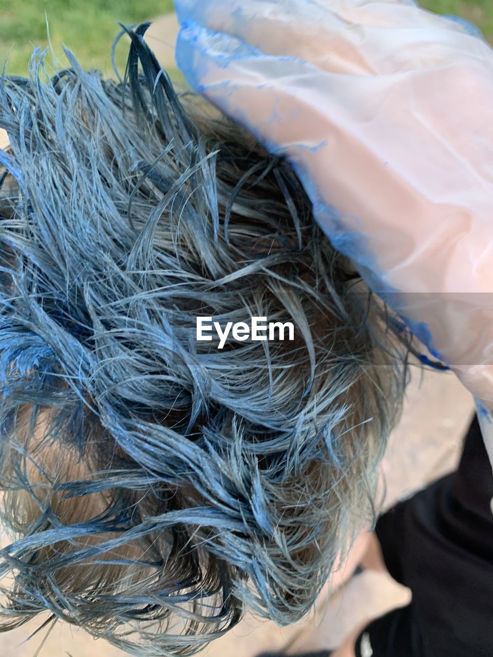 Coloring hair bright blue - hair color