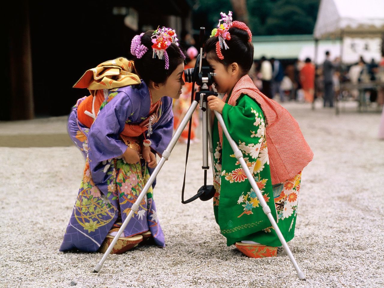 YOUNG WOMAN WEARING MASK MASK