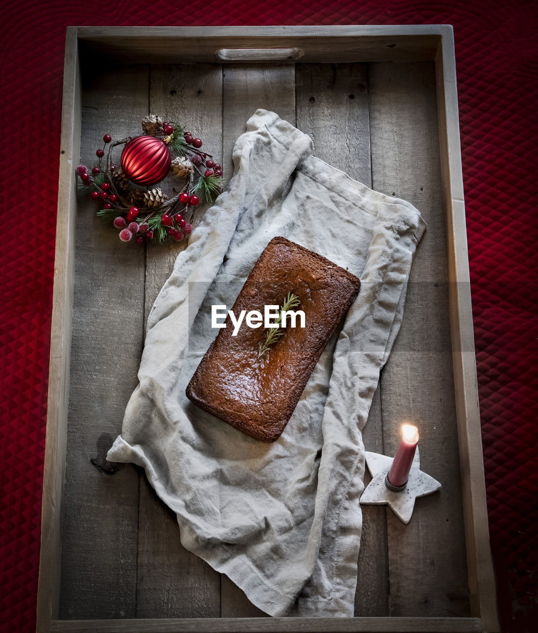 HIGH ANGLE VIEW OF FOOD ON WOODEN TABLE