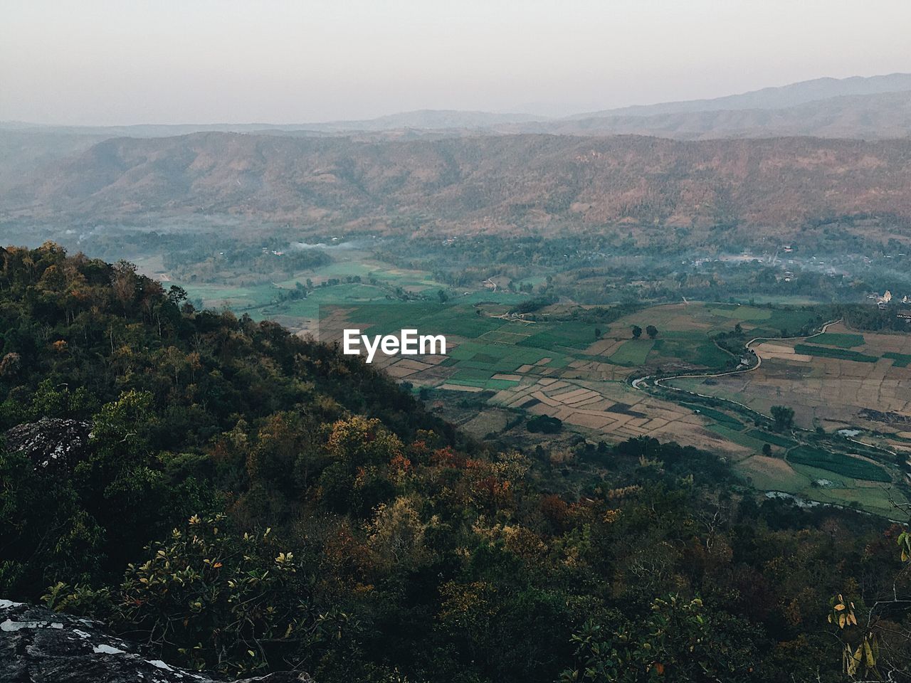 HIGH ANGLE VIEW OF LANDSCAPE AGAINST SKY