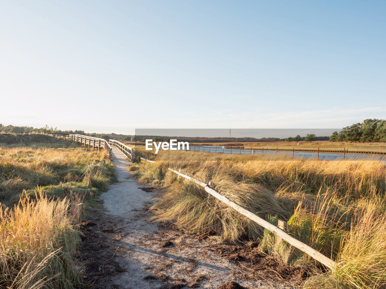 SCENIC VIEW OF LAND AGAINST SKY