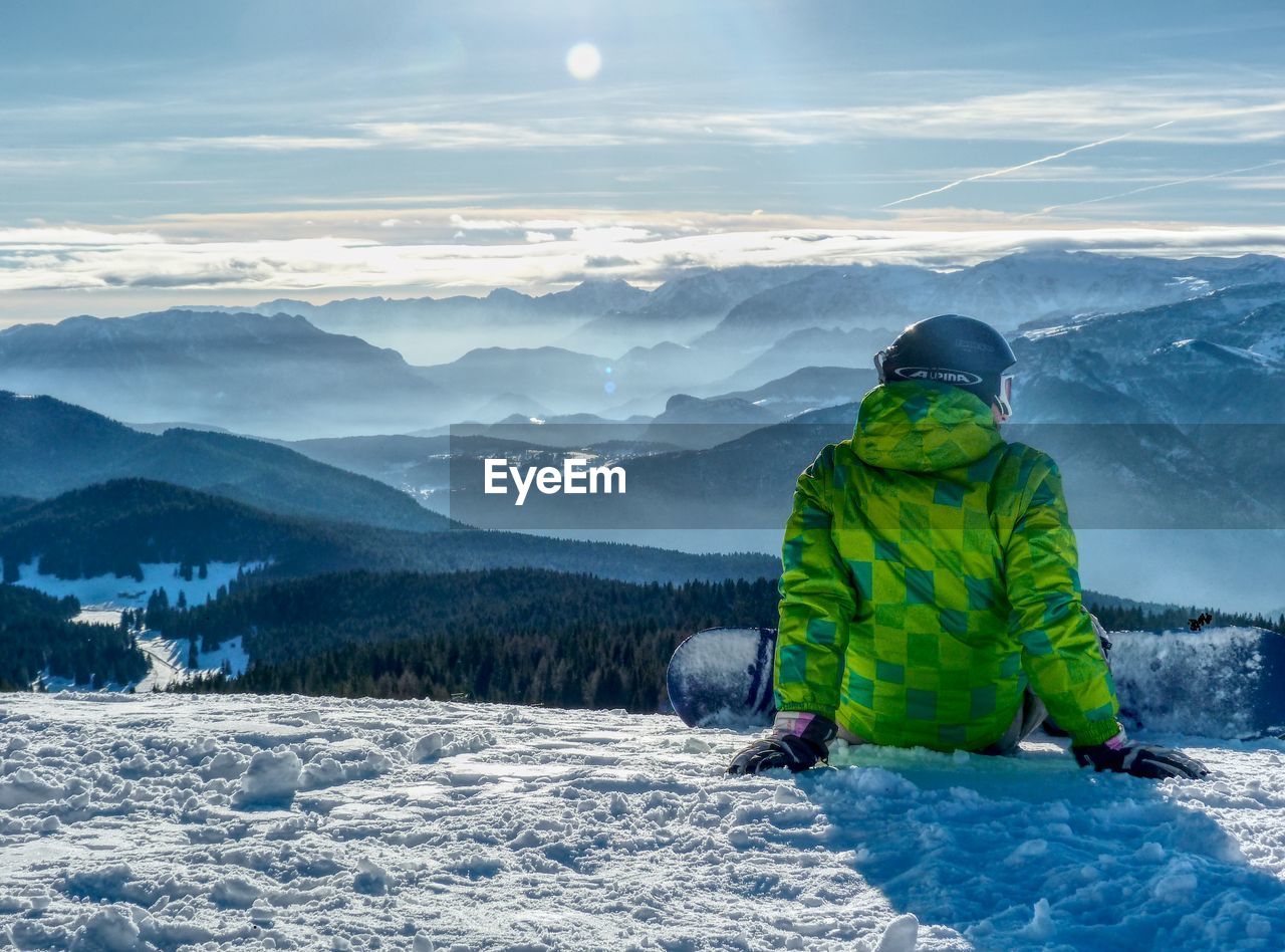 SCENIC VIEW OF SNOWCAPPED MOUNTAINS DURING WINTER