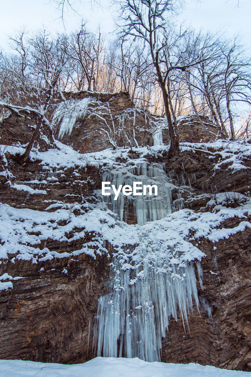 View of frozen waterfall 