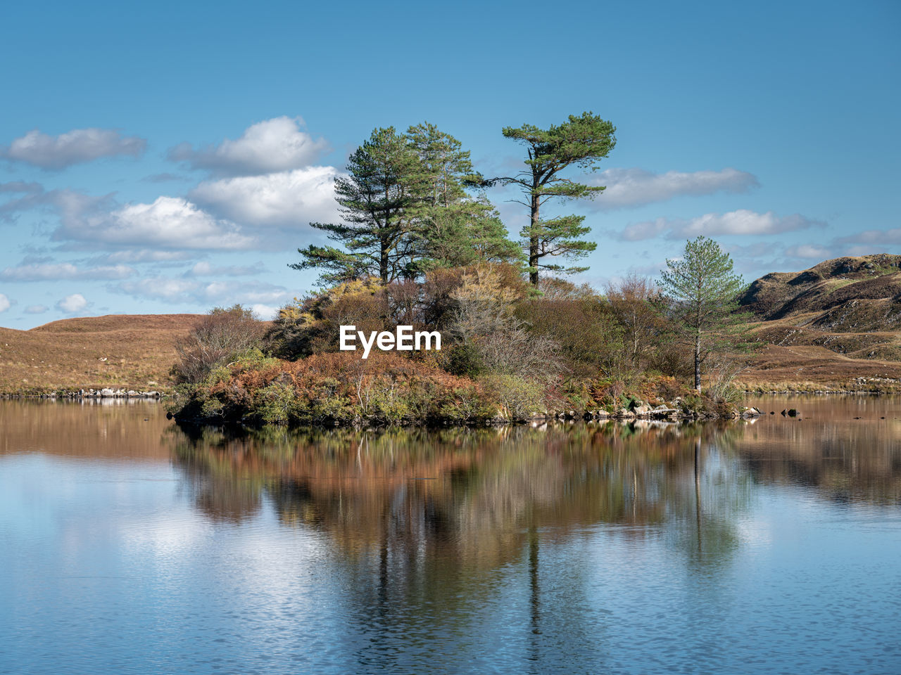 View of penygader, cadair idris, and cregennan lake in the snowdonia national park, dolgellau, wales