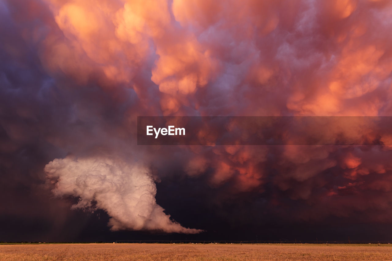 Dramatic mammatus clouds at sunset near lubbock, texas