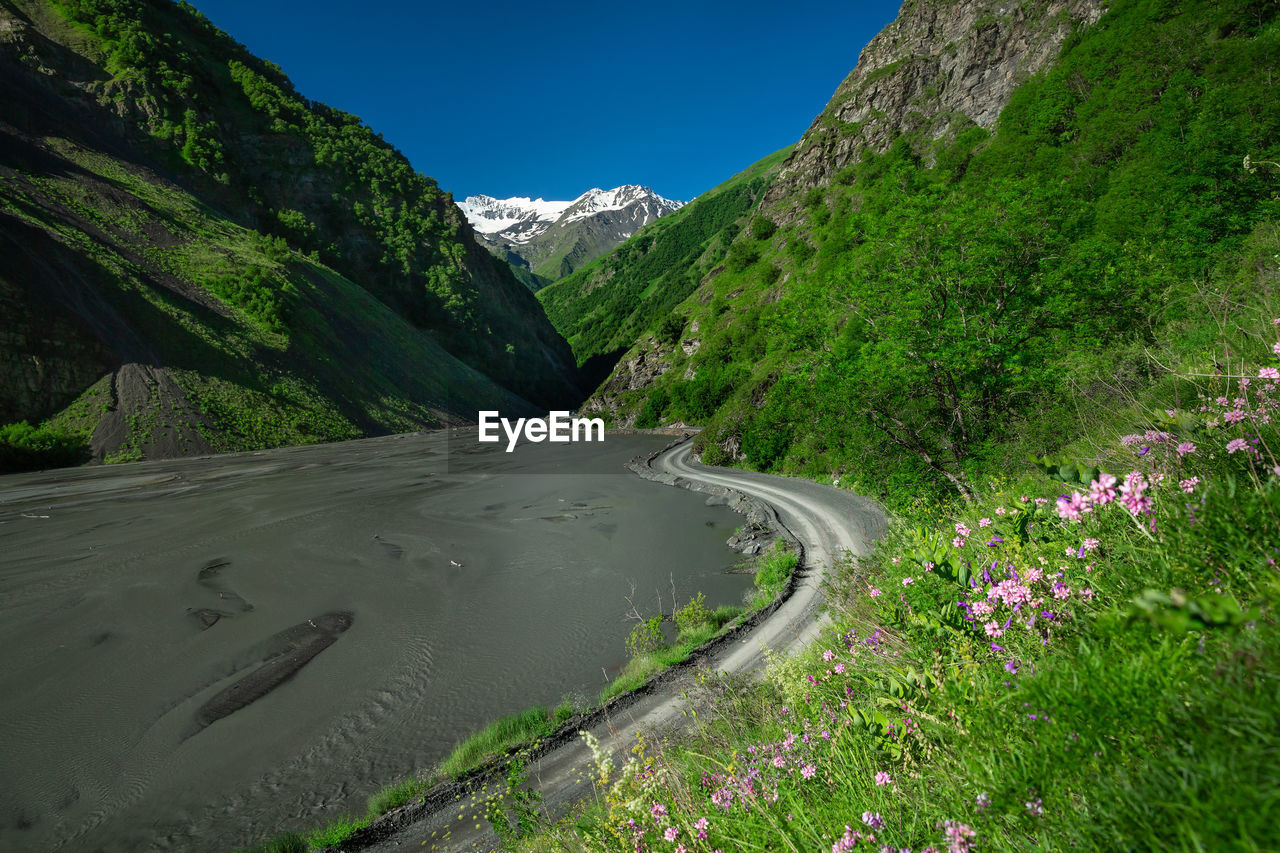 Mountains of chechnya in the caucasus. beautiful gorge