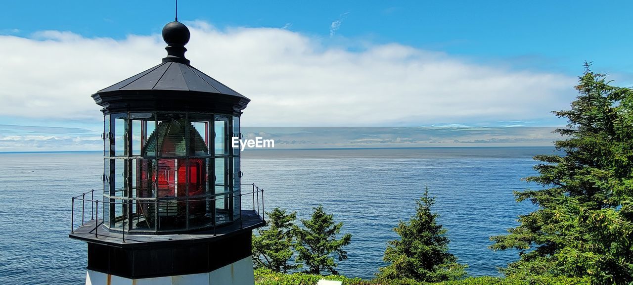 Light house of cape meares