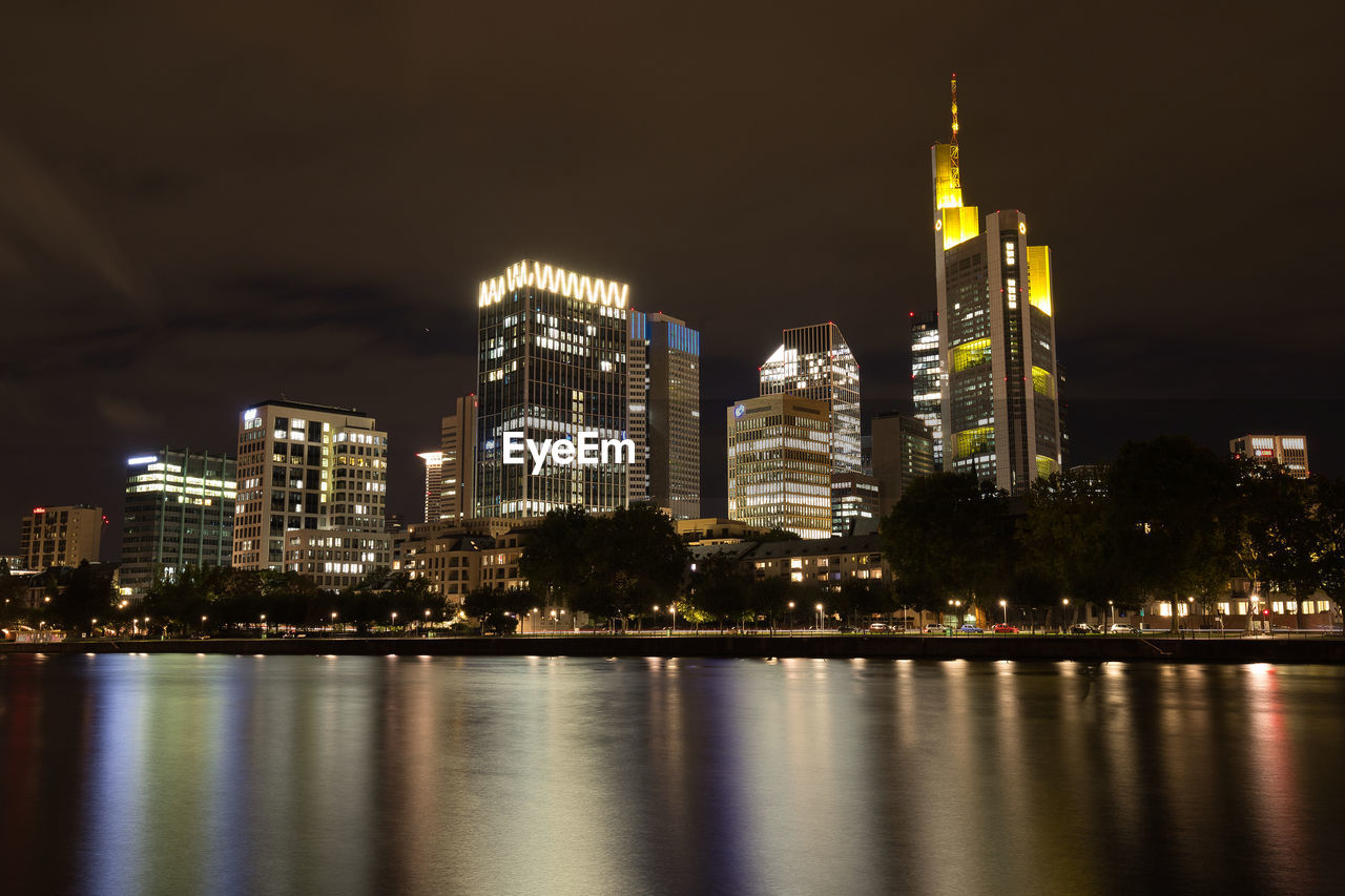 Frankfurt am main by night 