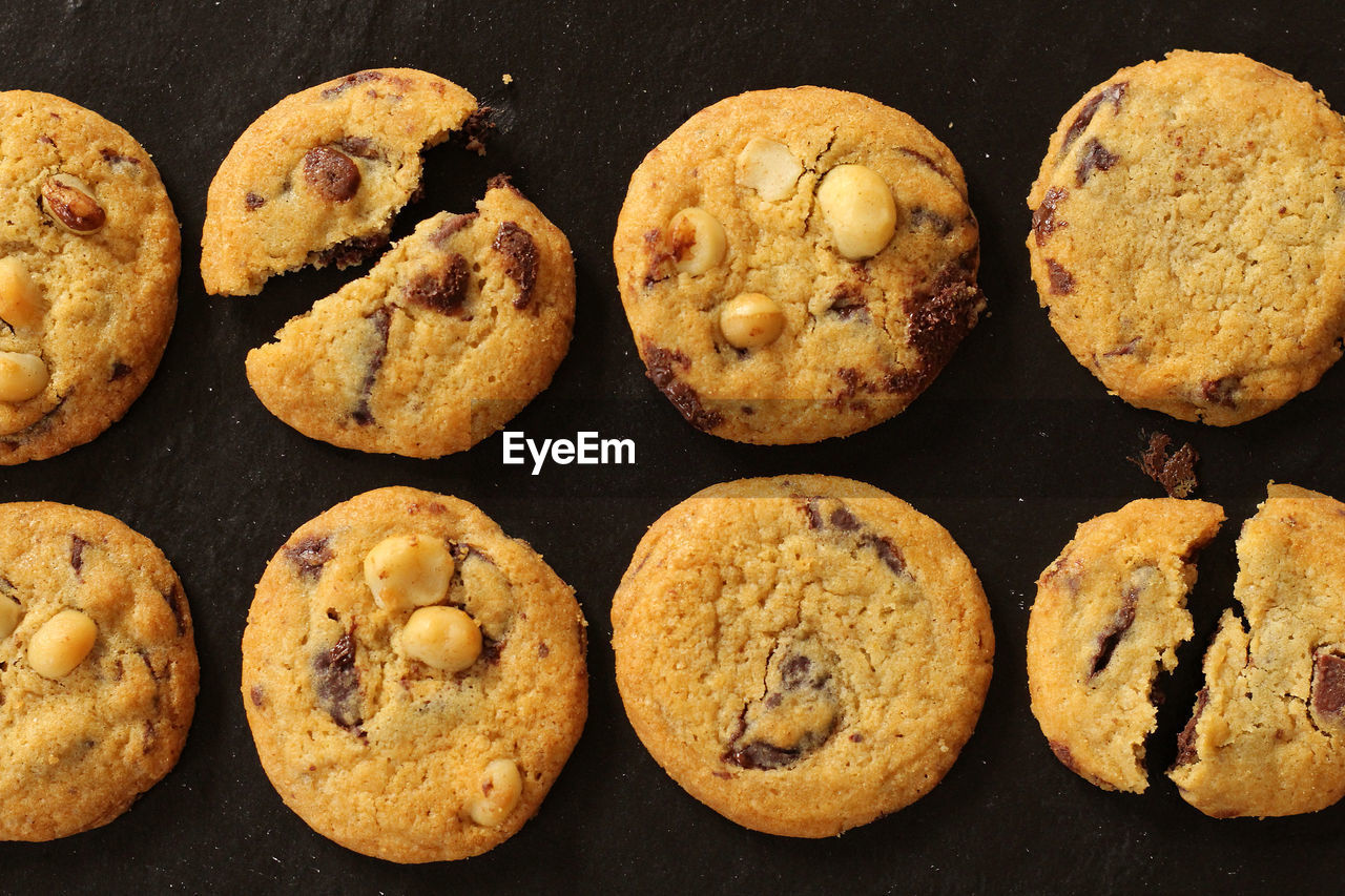 CLOSE-UP OF COOKIES IN CONTAINER