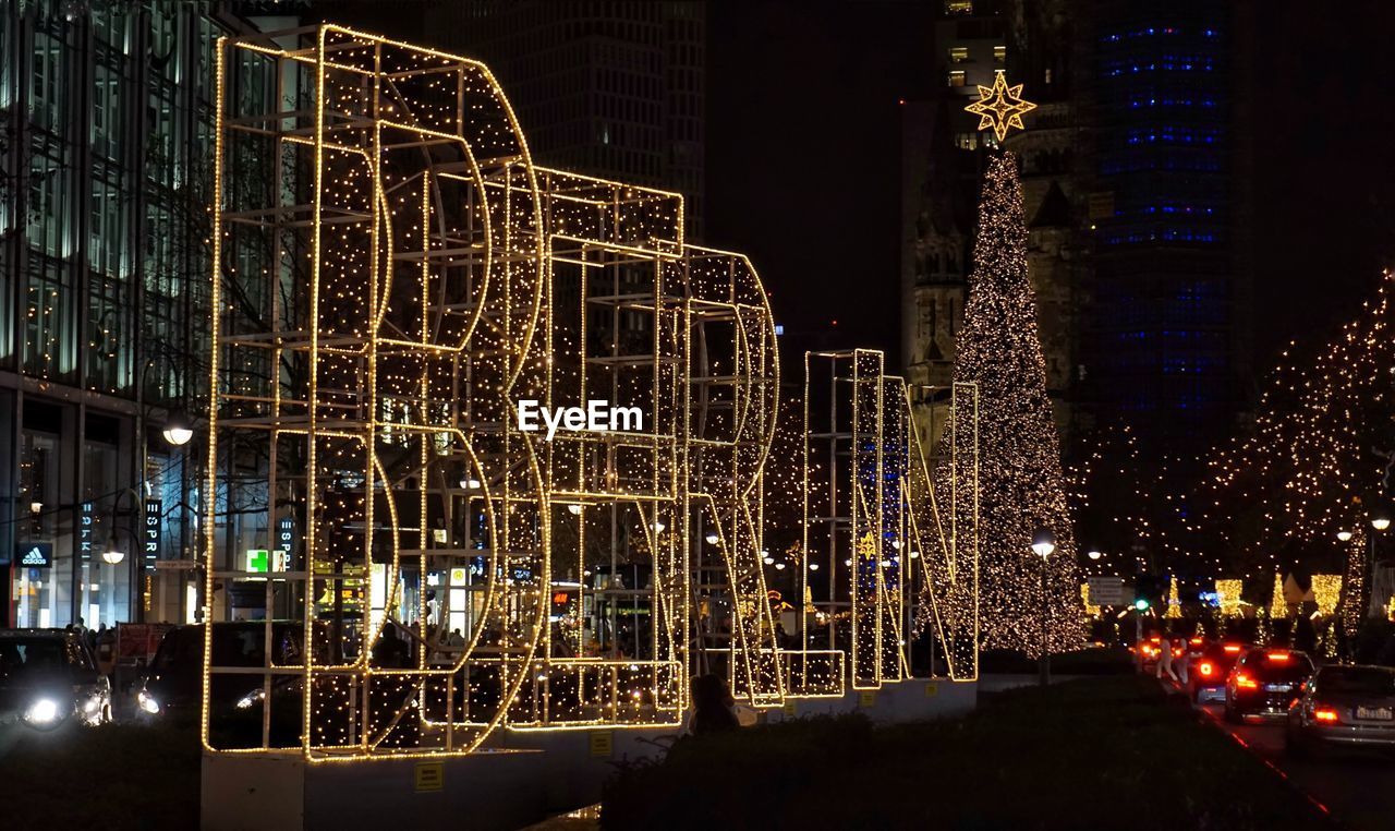 ILLUMINATED CHRISTMAS LIGHTS AT NIGHT