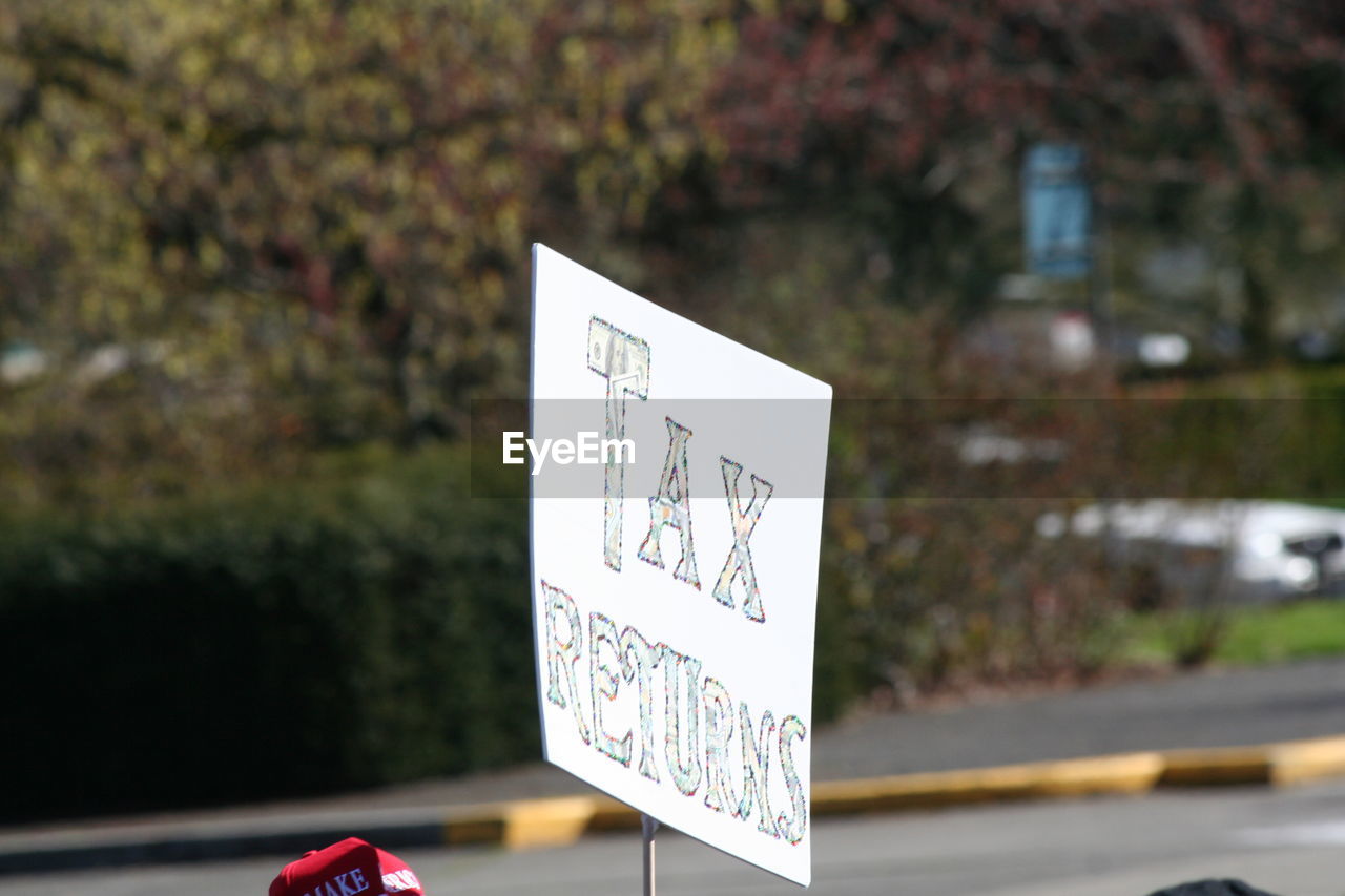 CLOSE-UP OF SIGN