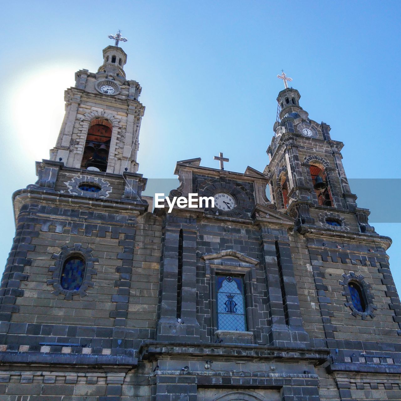 LOW ANGLE VIEW OF A BUILDING