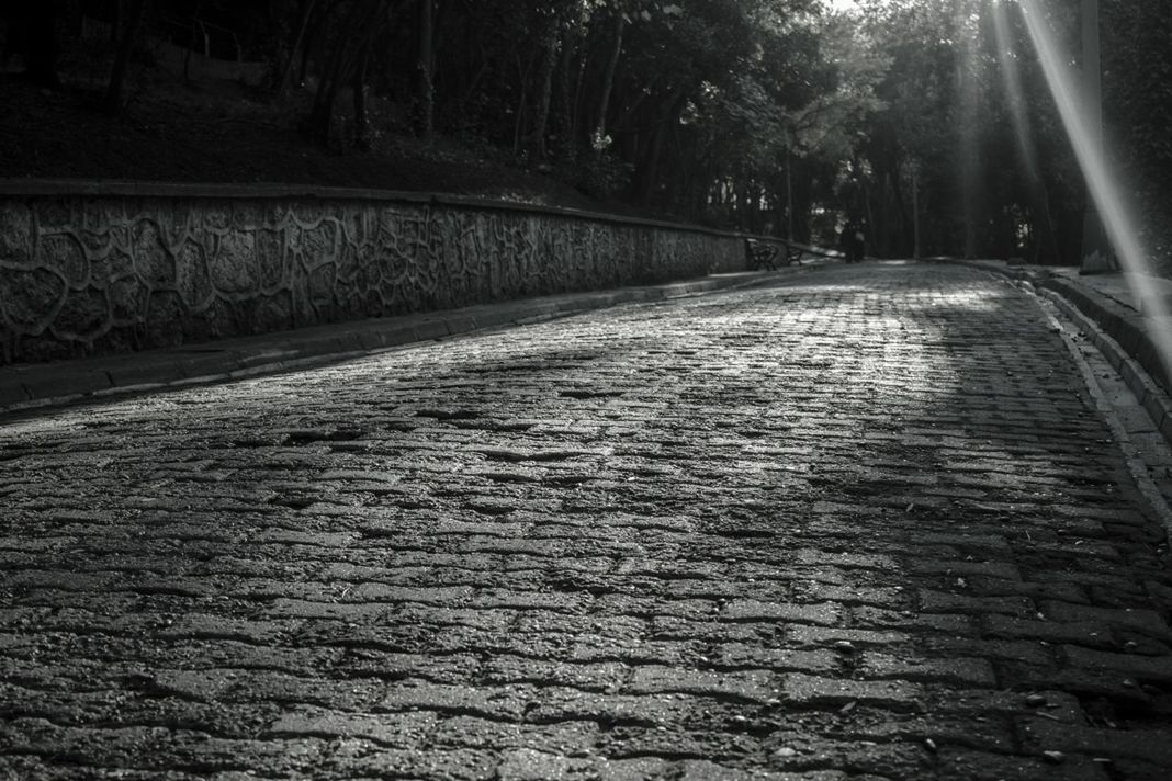 STREET LIGHTS ON ROAD