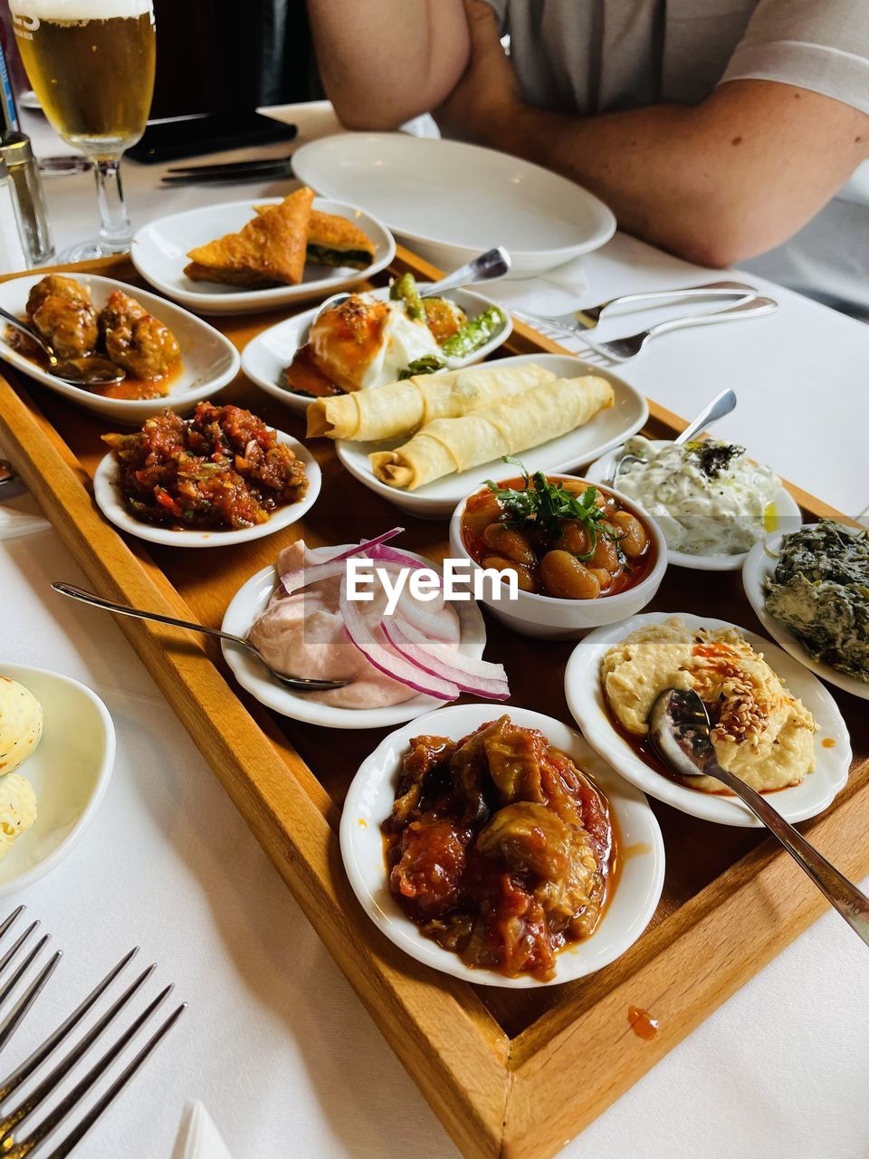 HIGH ANGLE VIEW OF BREAKFAST SERVED ON TABLE