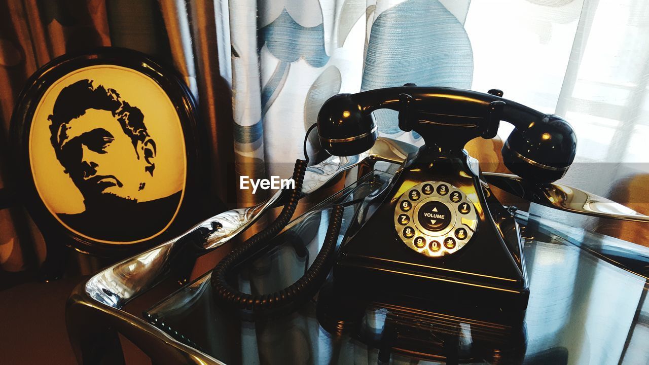 CLOSE-UP OF VINTAGE TELEPHONE BOOTH