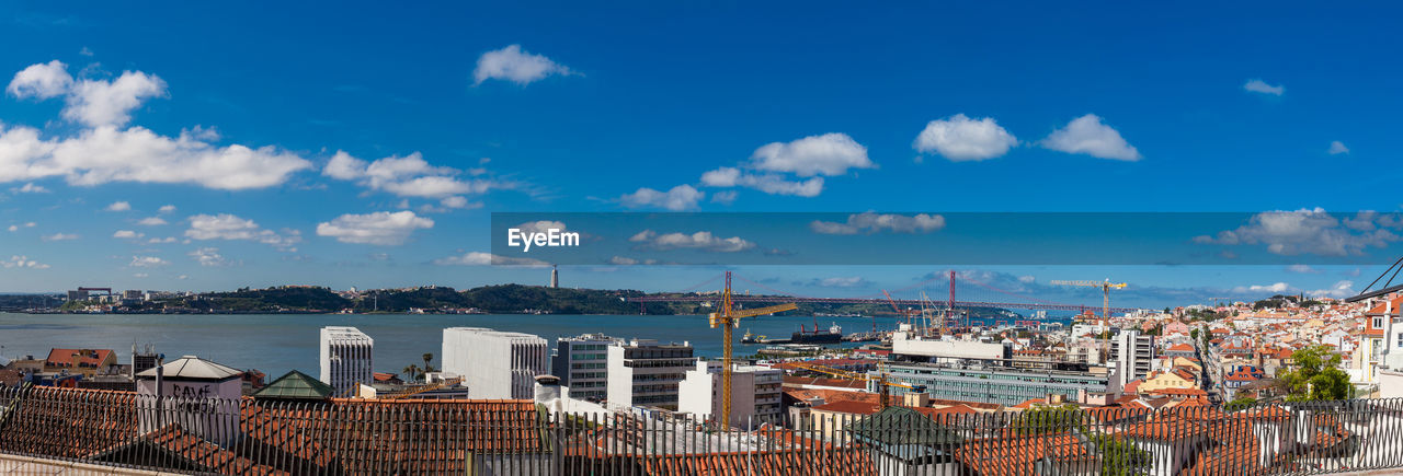 Panoramic view of the beautiful city of lisbon from the santa catarina viewpoint