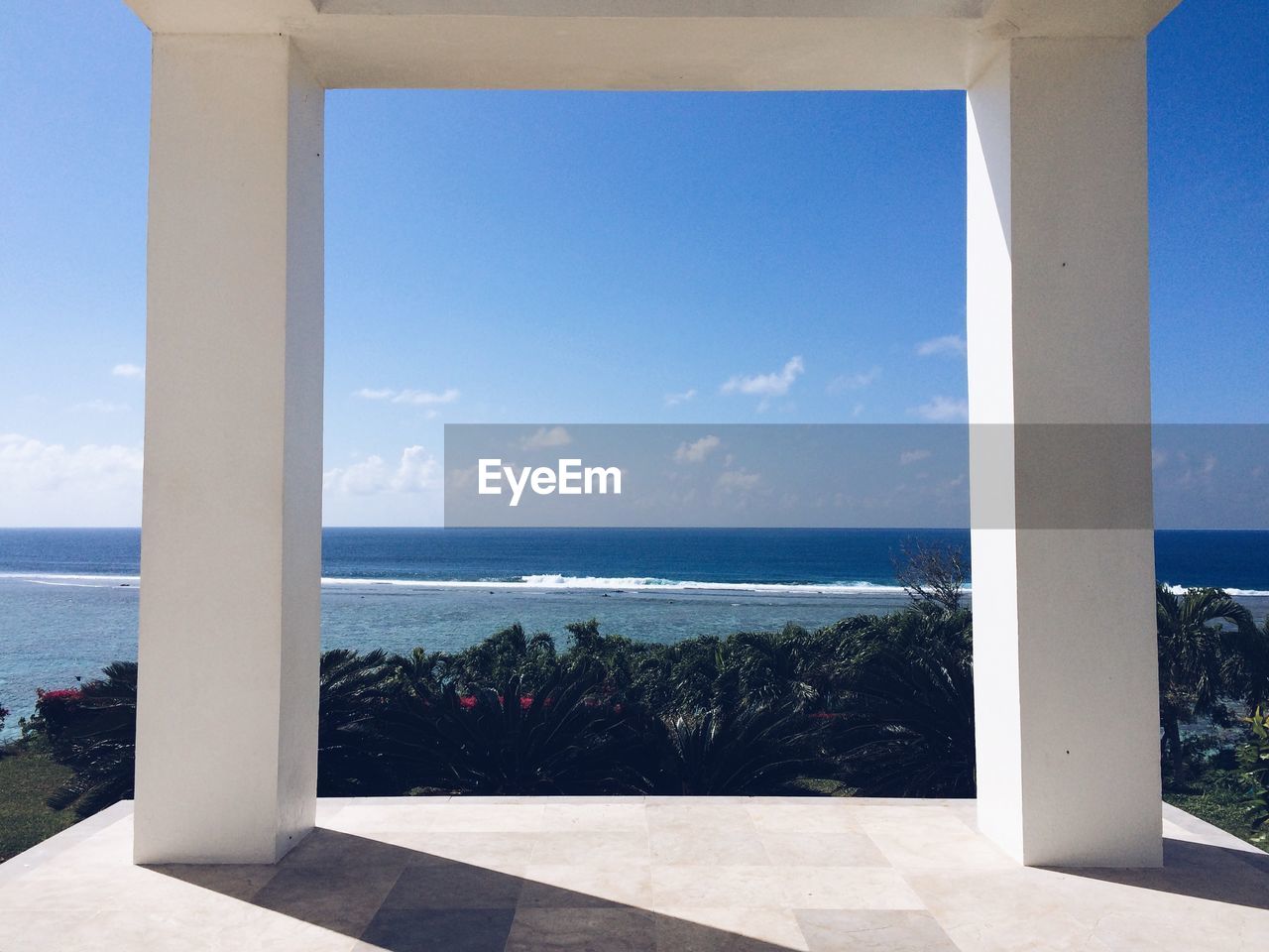 SCENIC VIEW OF SEA AGAINST SKY SEEN FROM BLUE BEACH