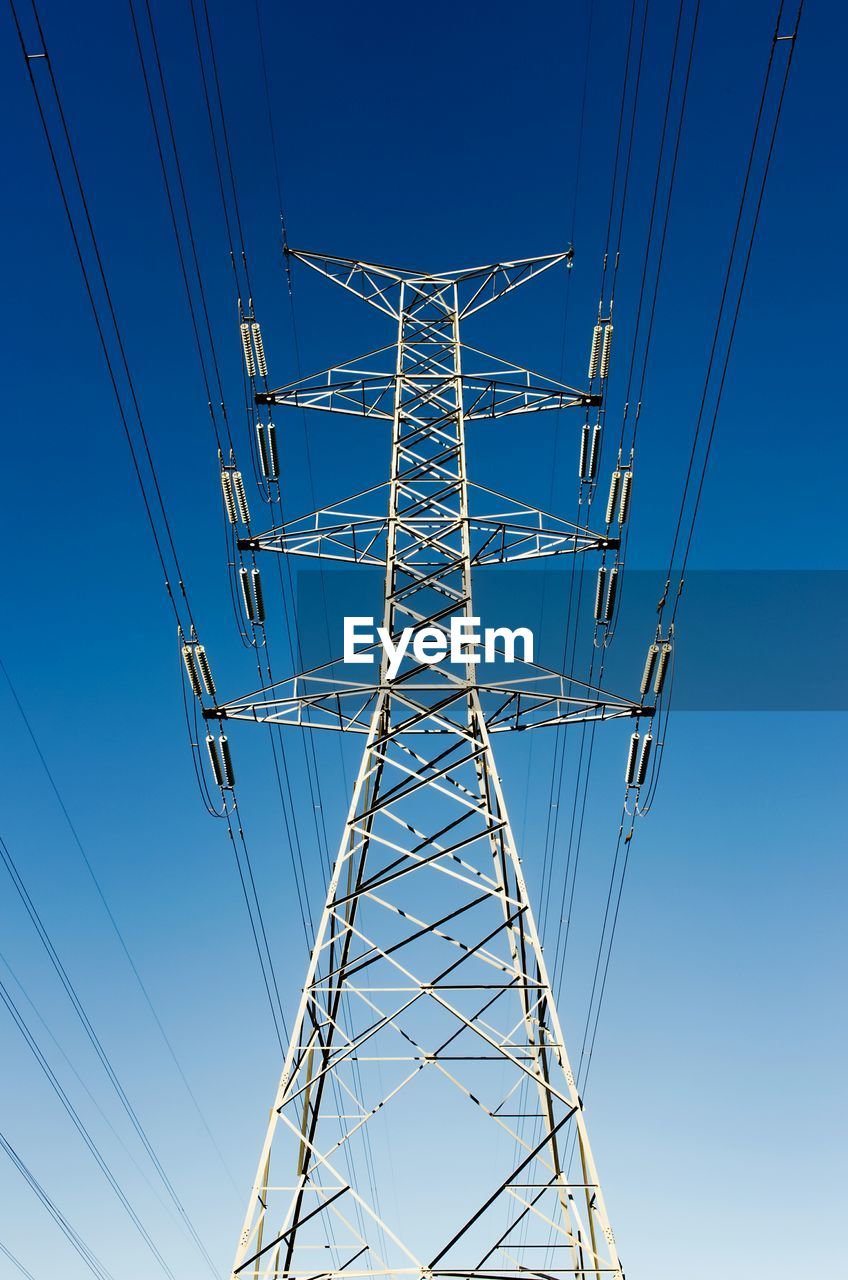 LOW ANGLE VIEW OF ELECTRICITY PYLON AGAINST SKY