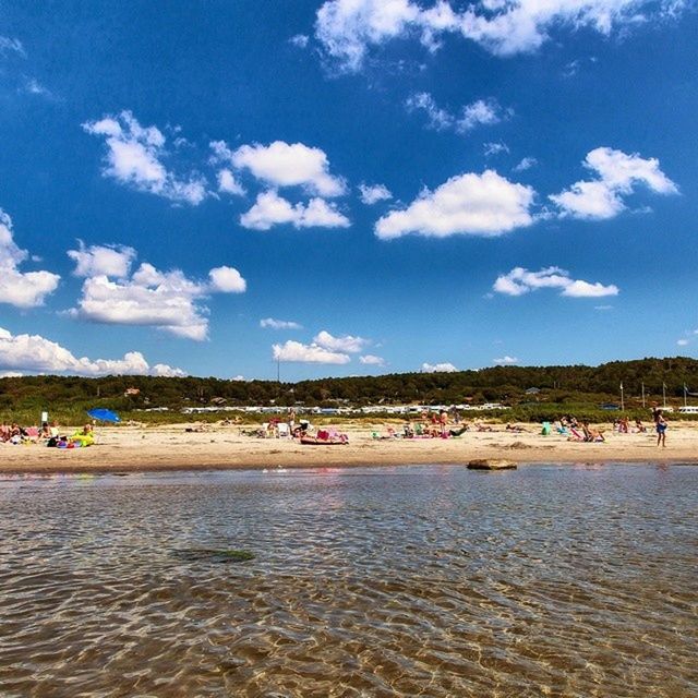 PEOPLE ON BEACH