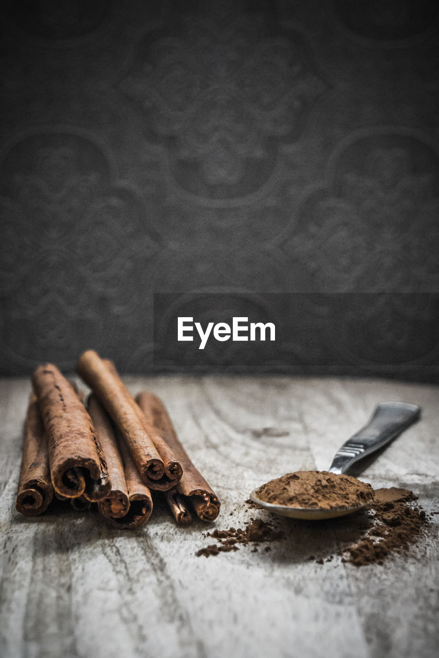 CLOSE-UP OF CHOCOLATE ON TABLE