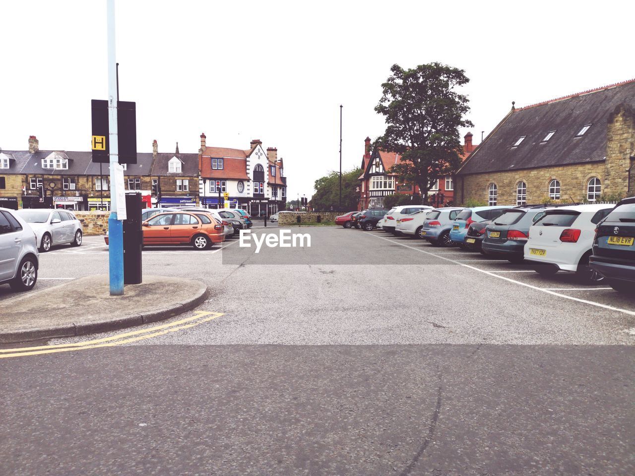 SURFACE LEVEL OF ROAD AGAINST SKY