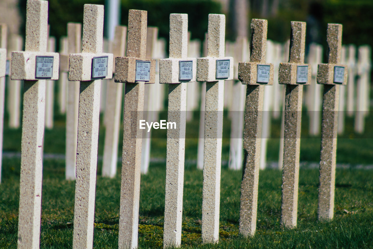 TEXT ON FENCE BY FIELD