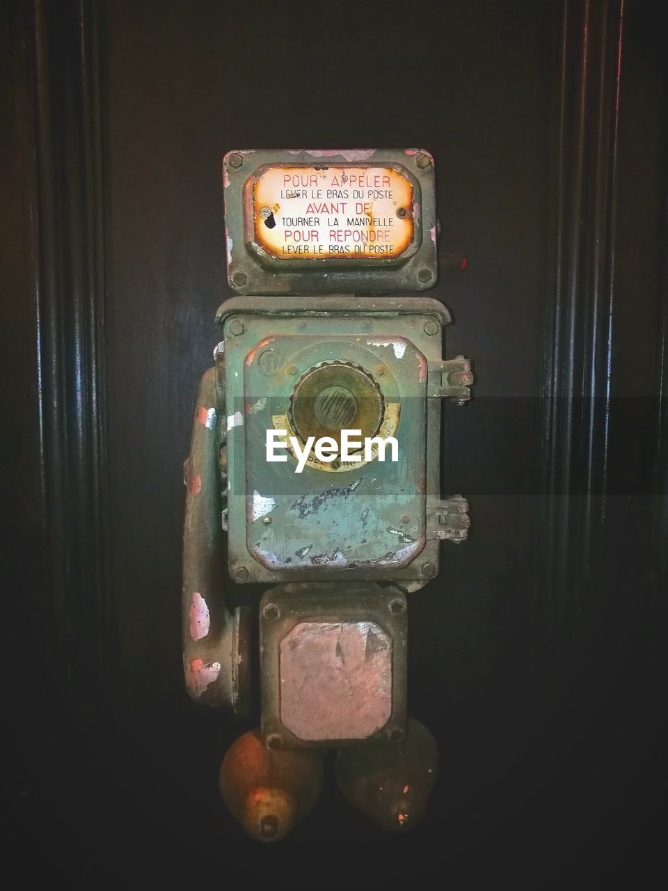 CLOSE-UP OF TELEPHONE