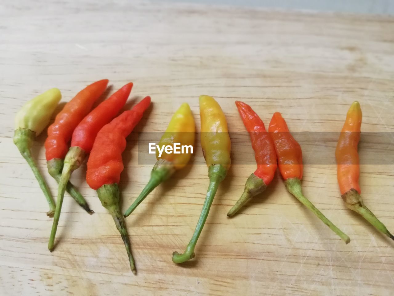 CLOSE-UP OF VEGETABLES ON TABLE