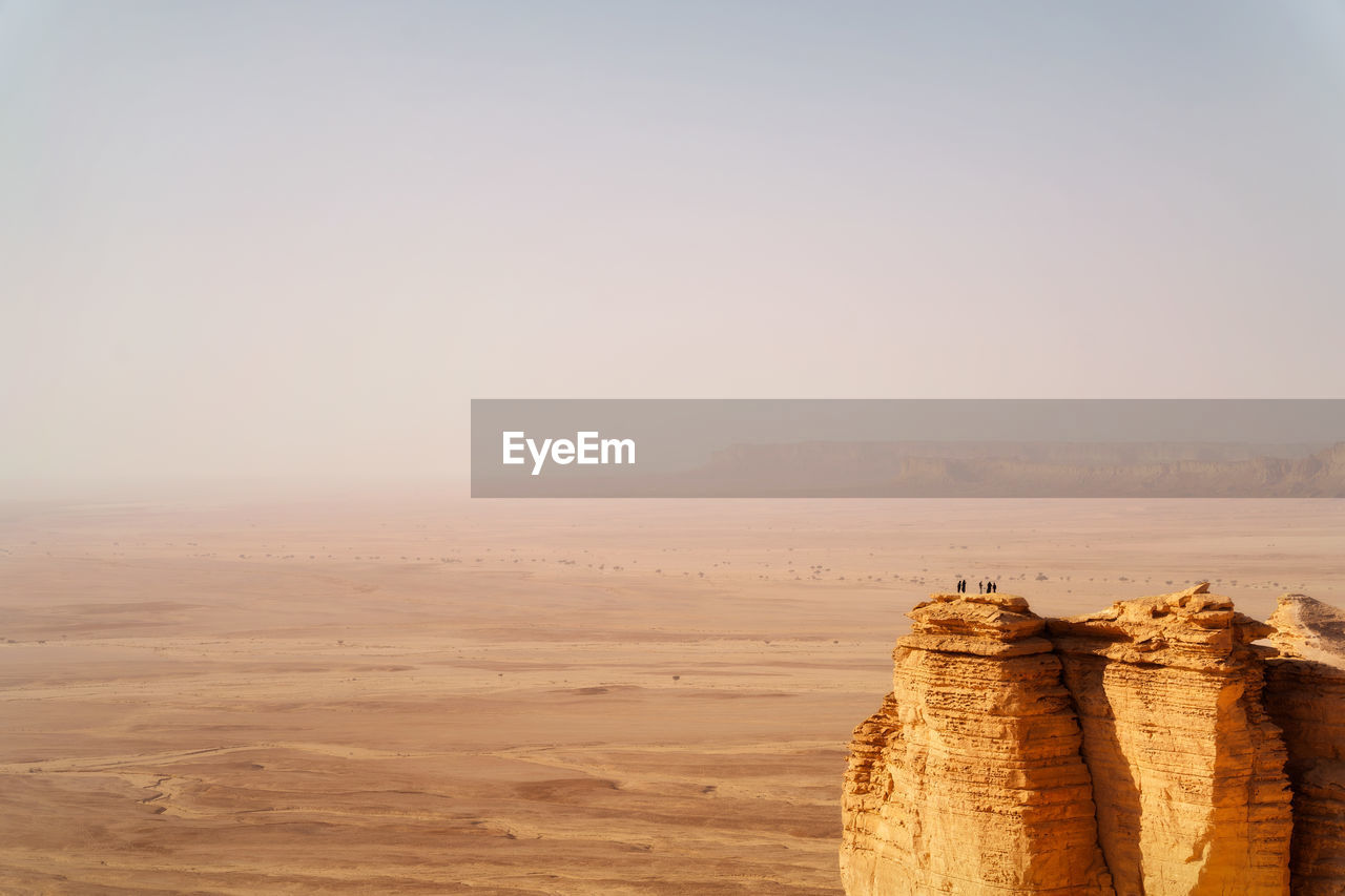 Edge of the world in saudi arabia taken in january 2022