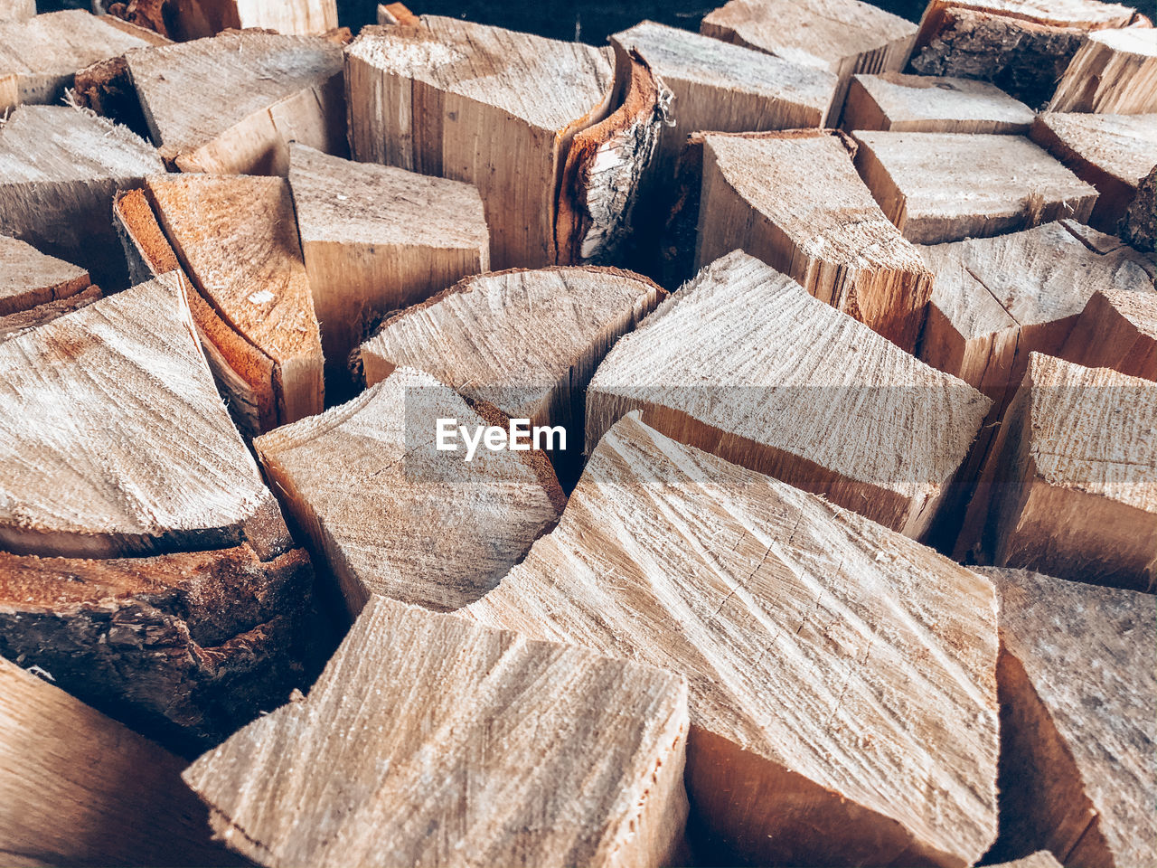 FULL FRAME SHOT OF LOGS