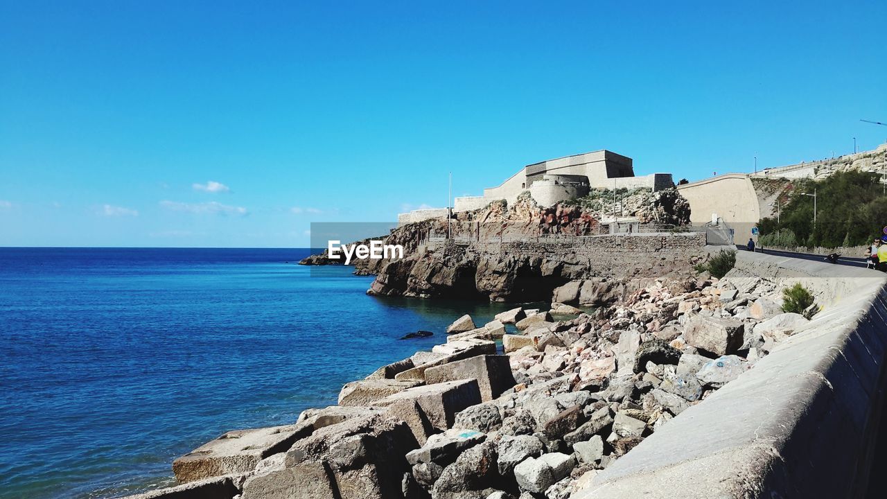 PANORAMIC VIEW OF SEA AGAINST SKY