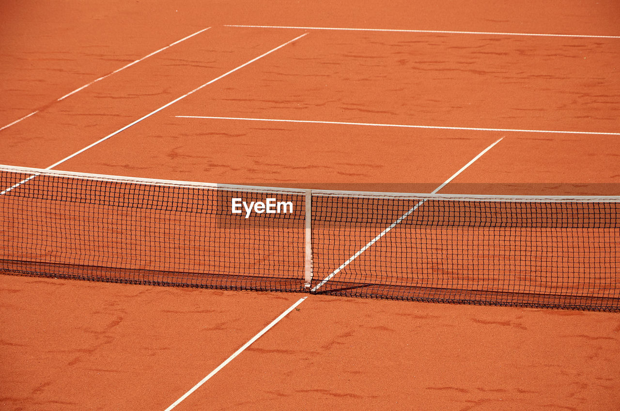 Close-up of a net of an outdoor tennis court