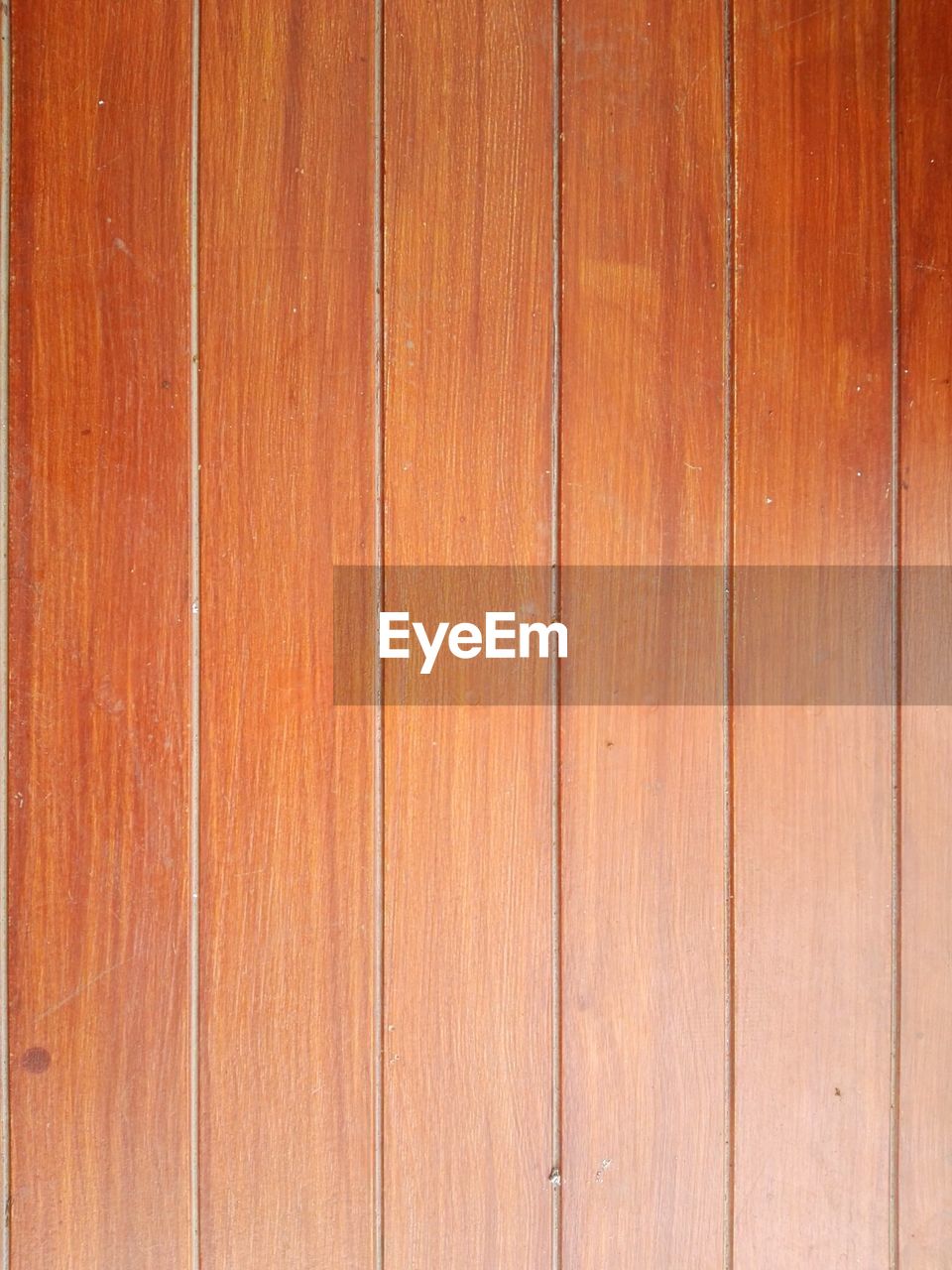 FULL FRAME SHOT OF WOODEN WOODEN WALL