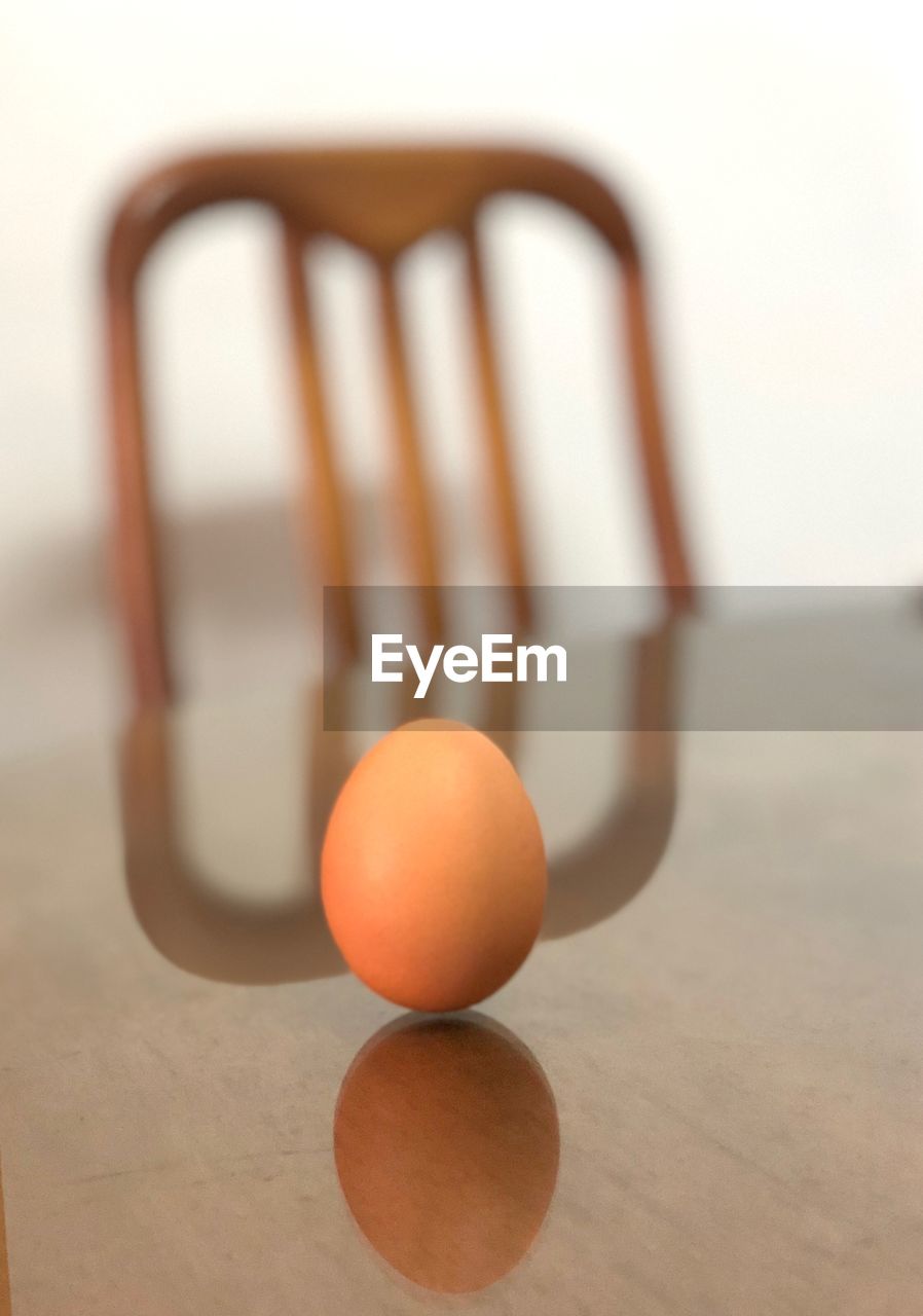 Standing egg 