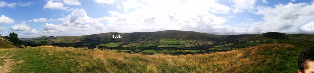 PANORAMIC VIEW OF ARID LANDSCAPE